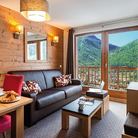Lagrange Les Hauts De La Vanoise 假日公园 4*